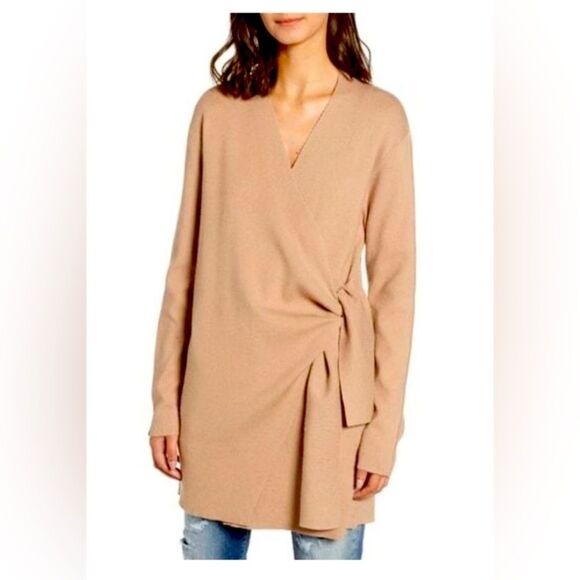 HEARTLOOM Lydia Wrap Cardigan sweater In Camel  m - Picture 1 of 9